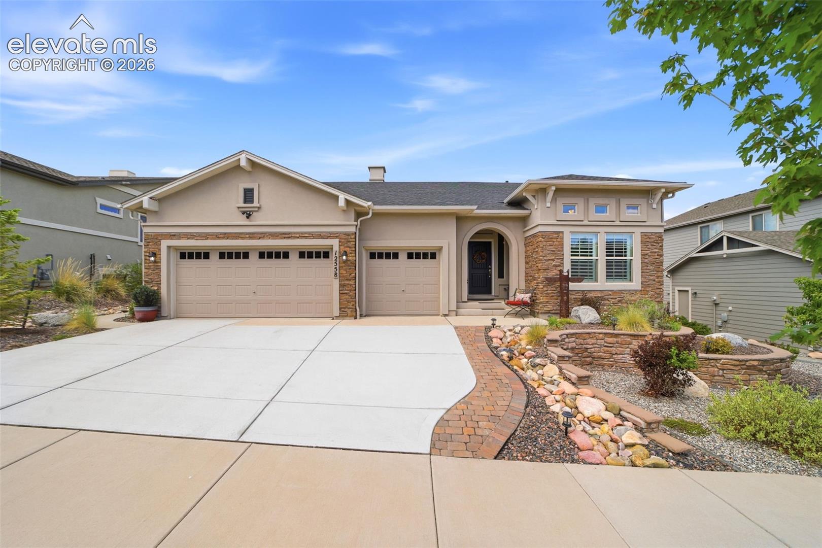 Featured Listings Featured Listings