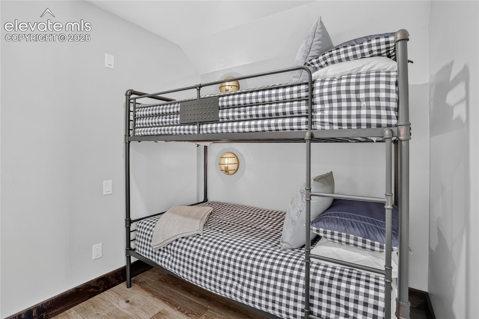 Bunkhouse - guest suite