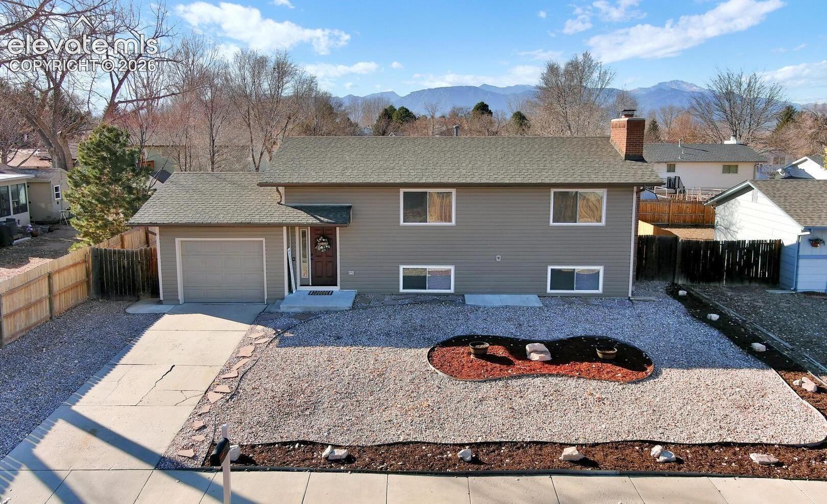 6620 Grand Valley Drive