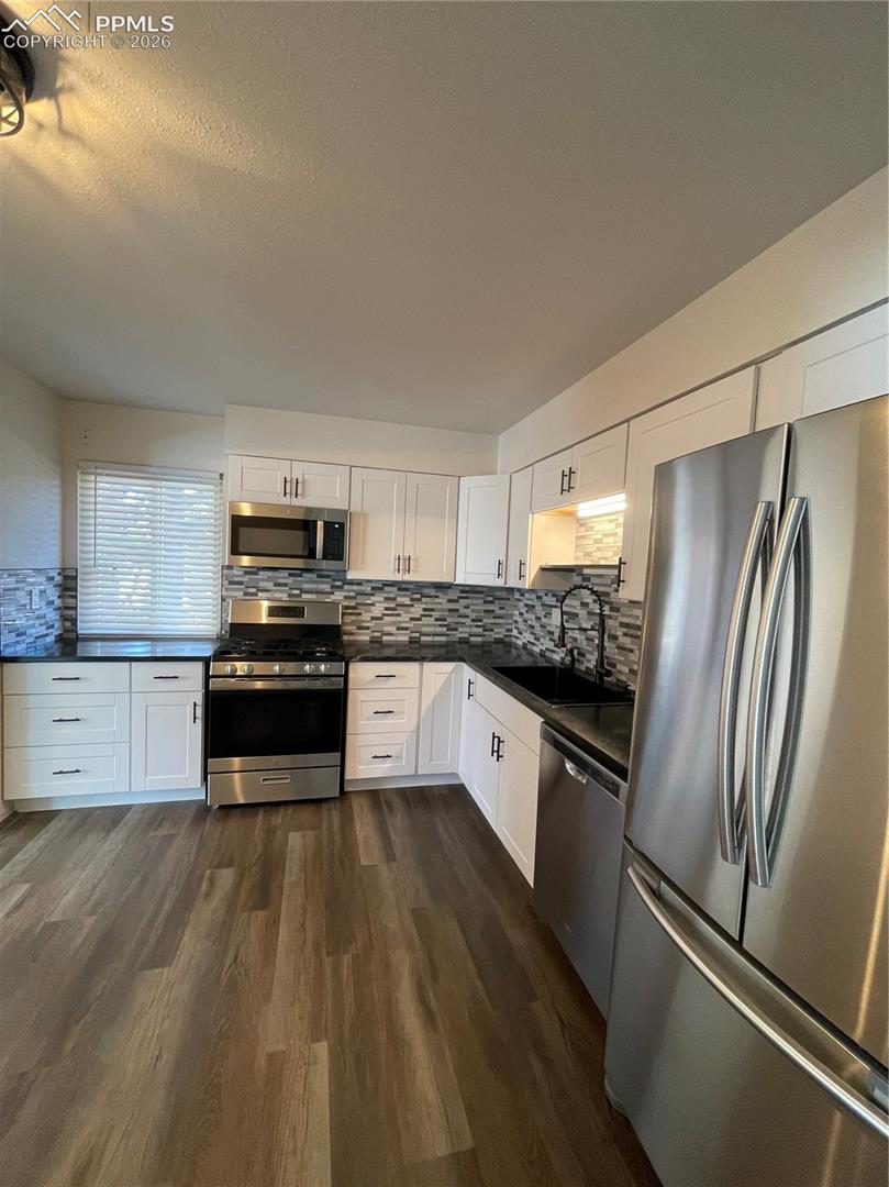 Newly Remodeled Kitchen