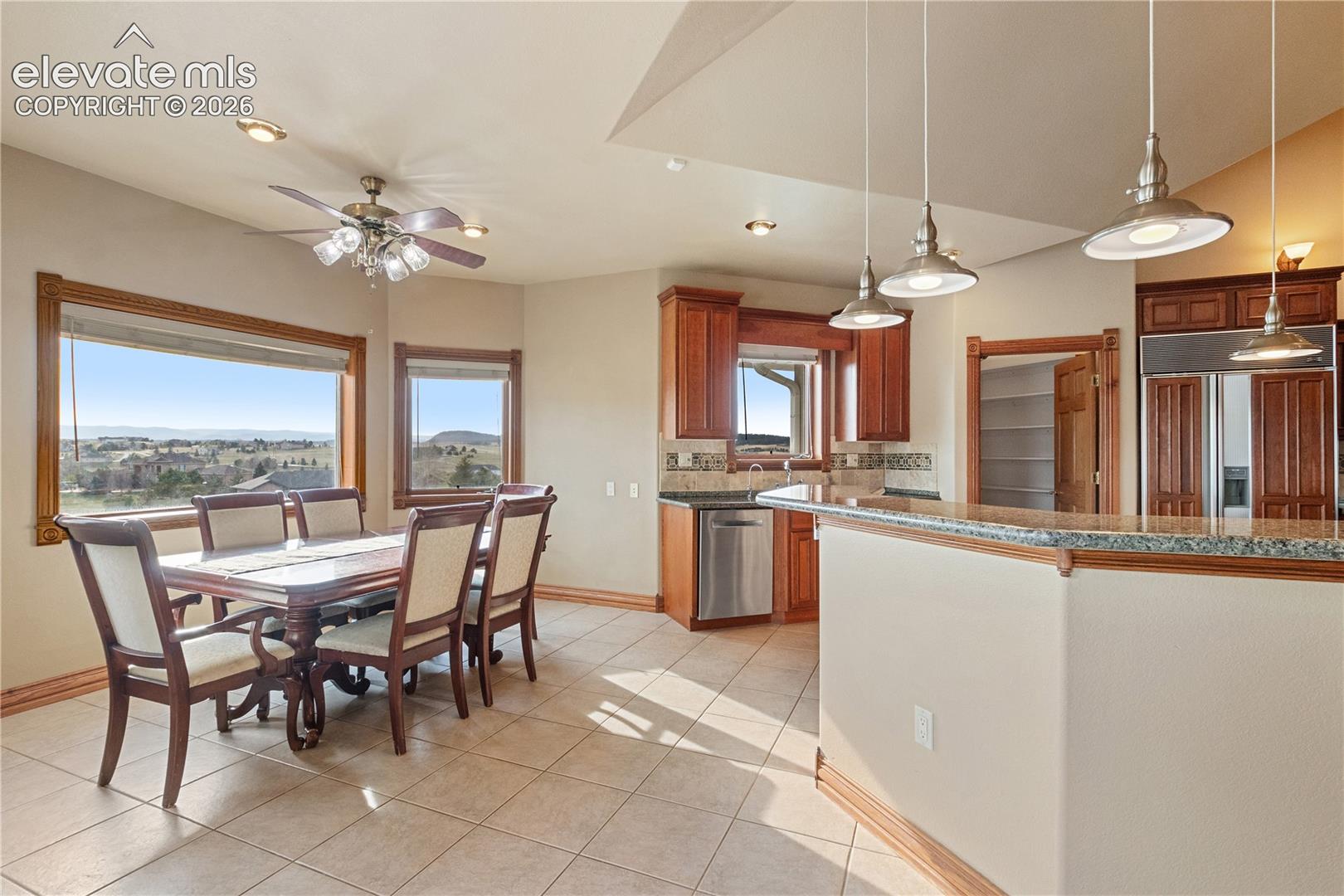 Eat in kitchen with mountain views
