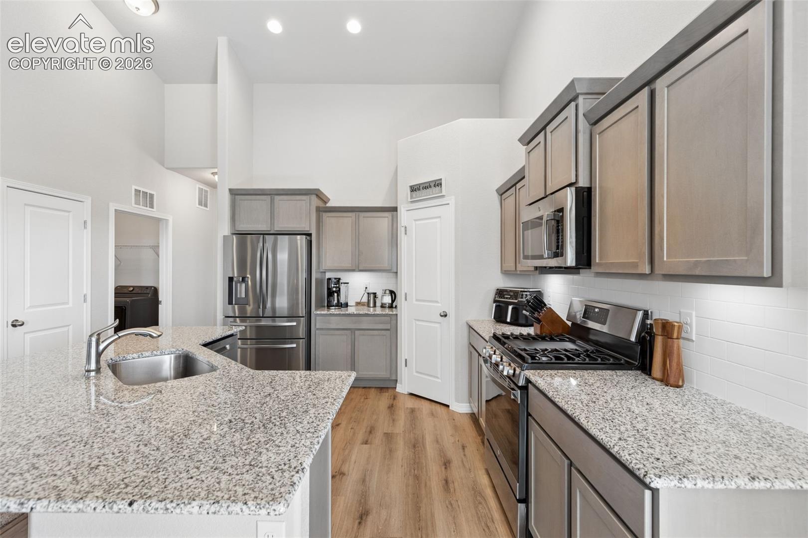 Photo 16 of 8675 Bynum Drive, Colorado Springs