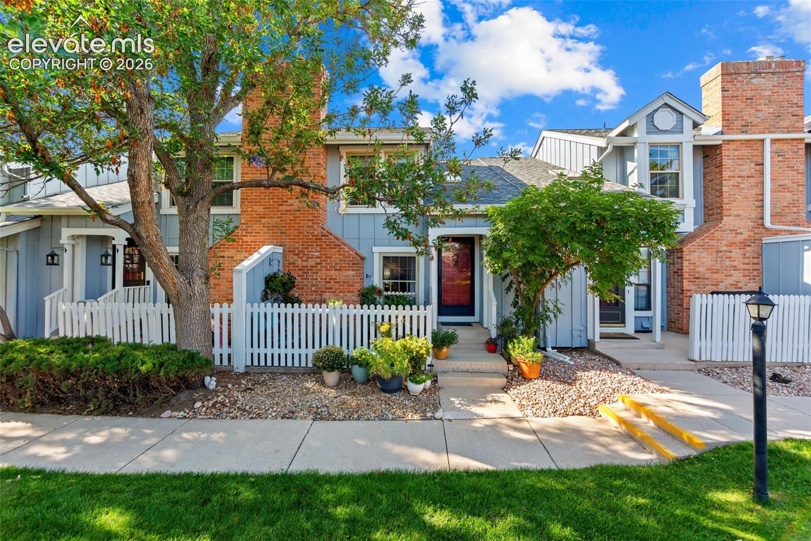 2514 Hatch Cir, Colorado Springs, CO 80918