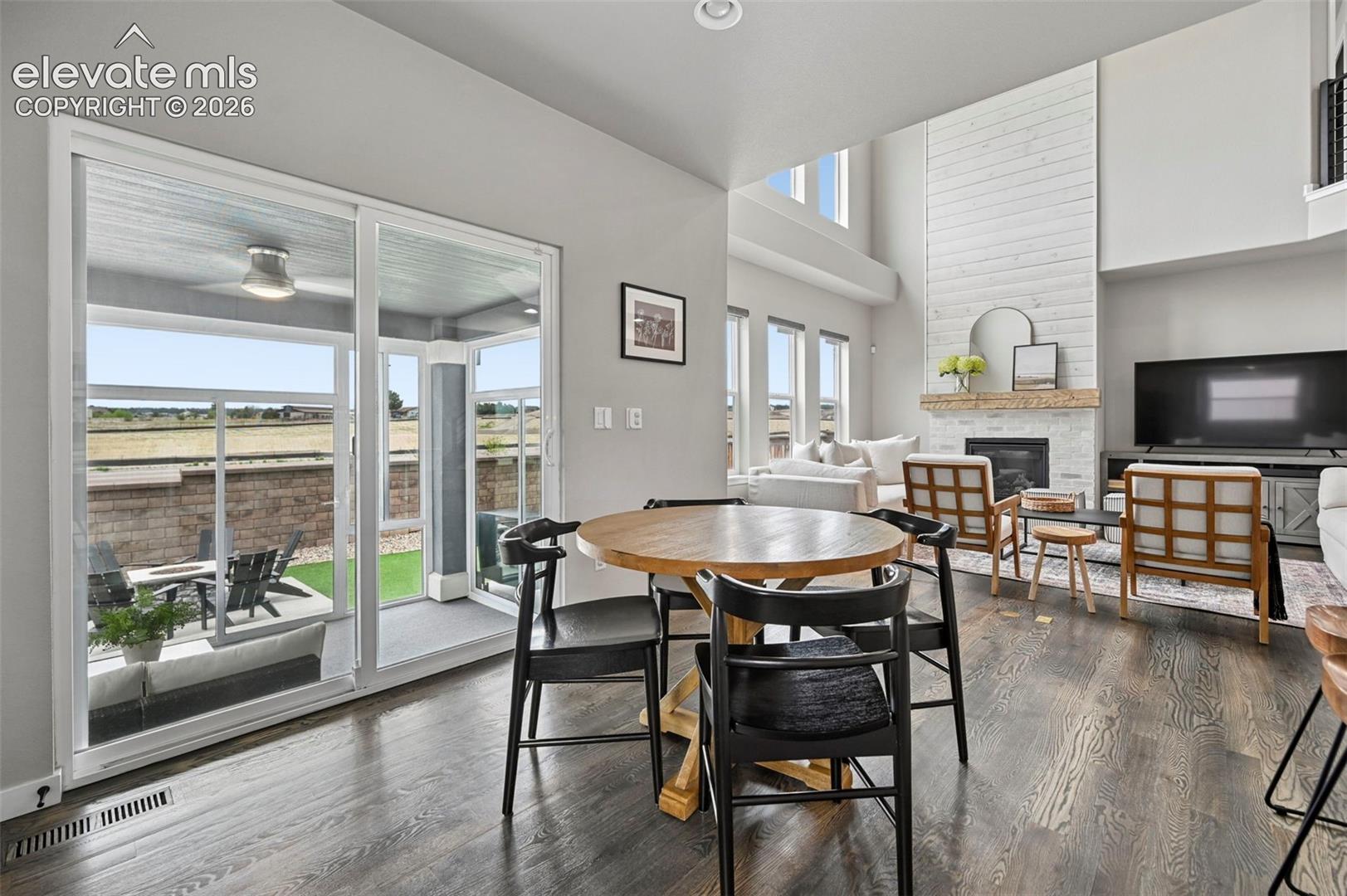 Photo 10 of 8182 Wheatland Drive, Colorado Springs