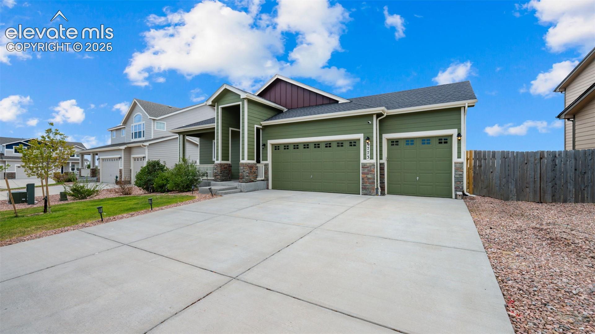 Photo 7 of 9773 Witherbee Drive, Peyton