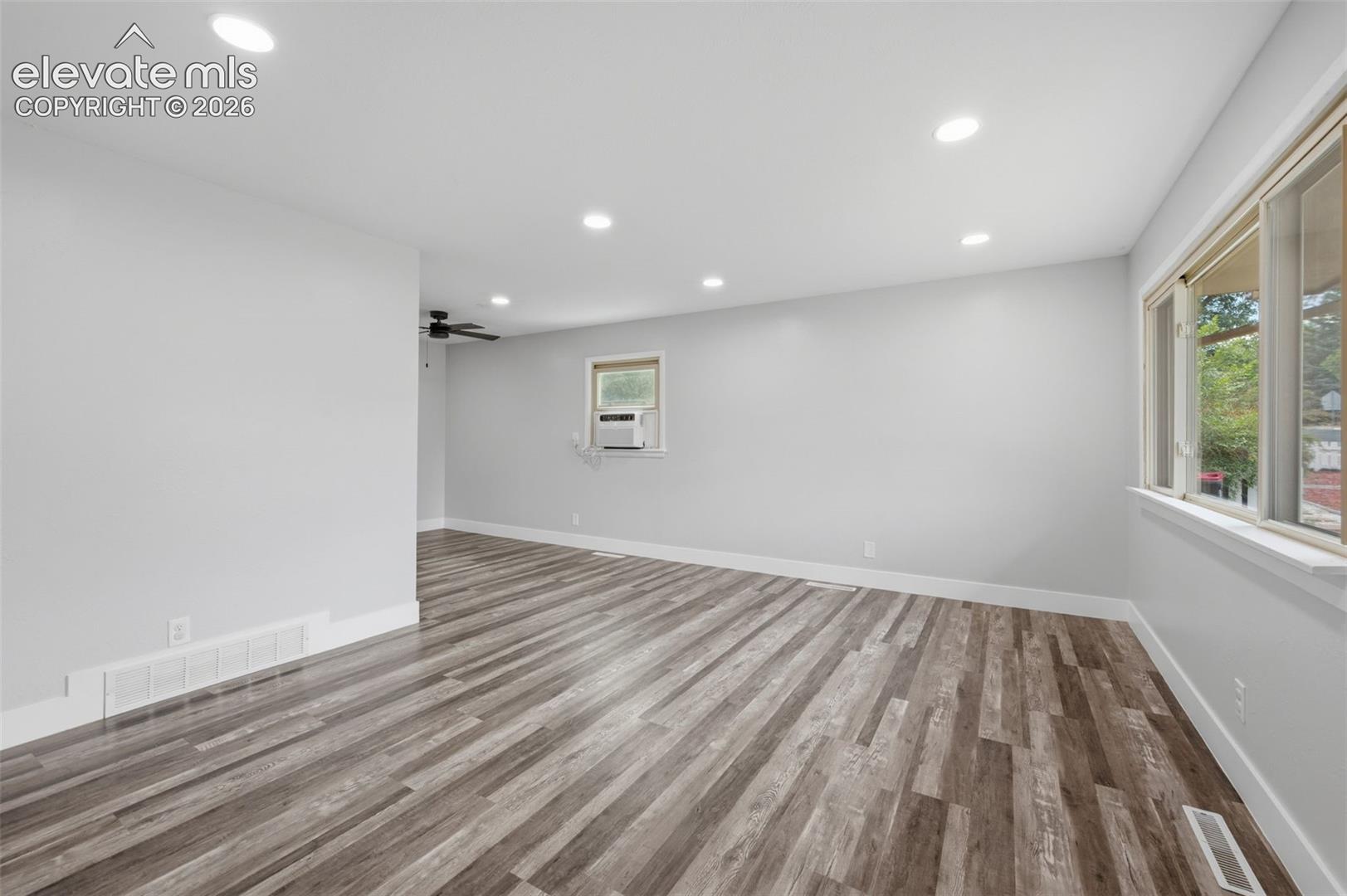 Photo 7 of 2818 Merry Lane, Colorado Springs