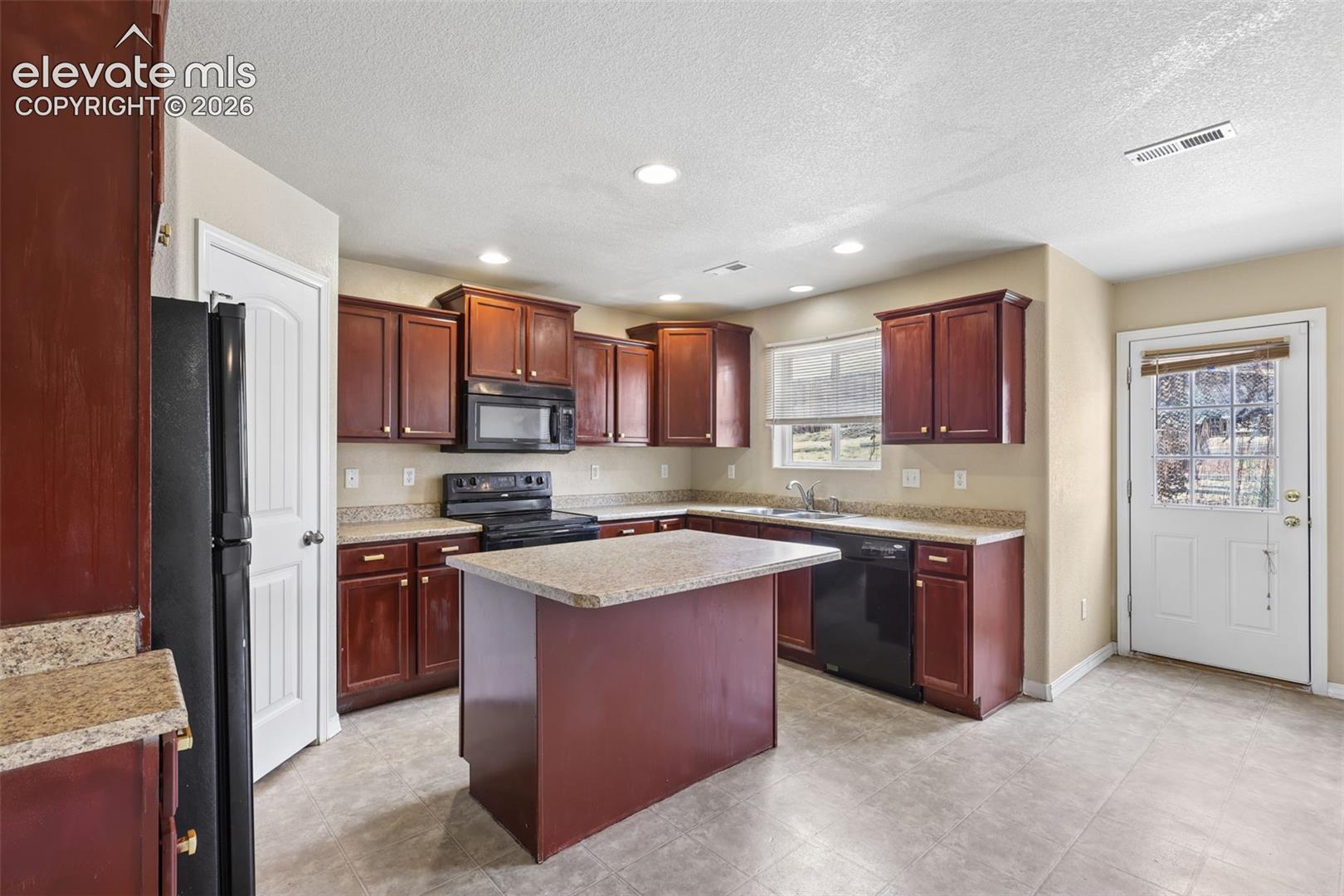 Photo 9 of 2313 Spring Blossom Drive, Colorado Springs