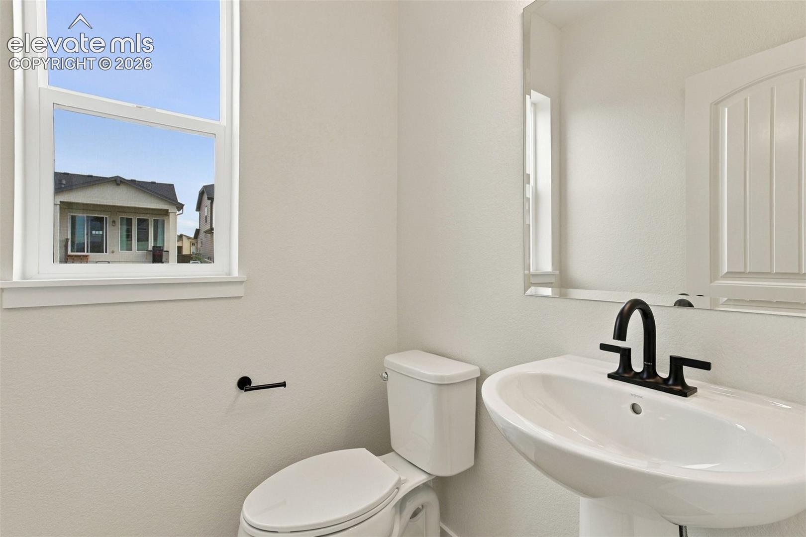 Photo 11 of 8254 Harvey Logan Drive, Colorado Springs