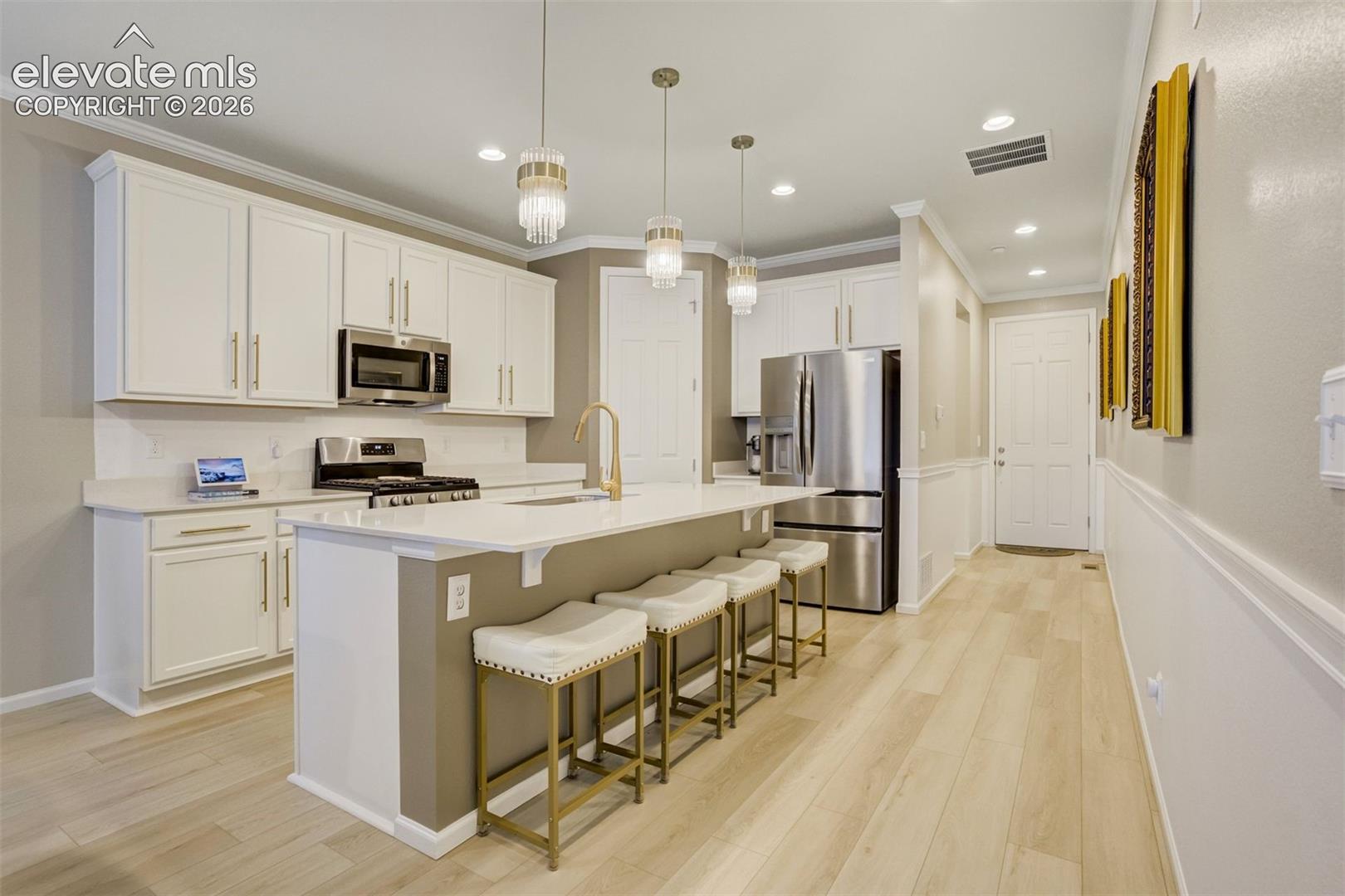 Photo 10 of 5689 Mammoth Lane, Colorado Springs