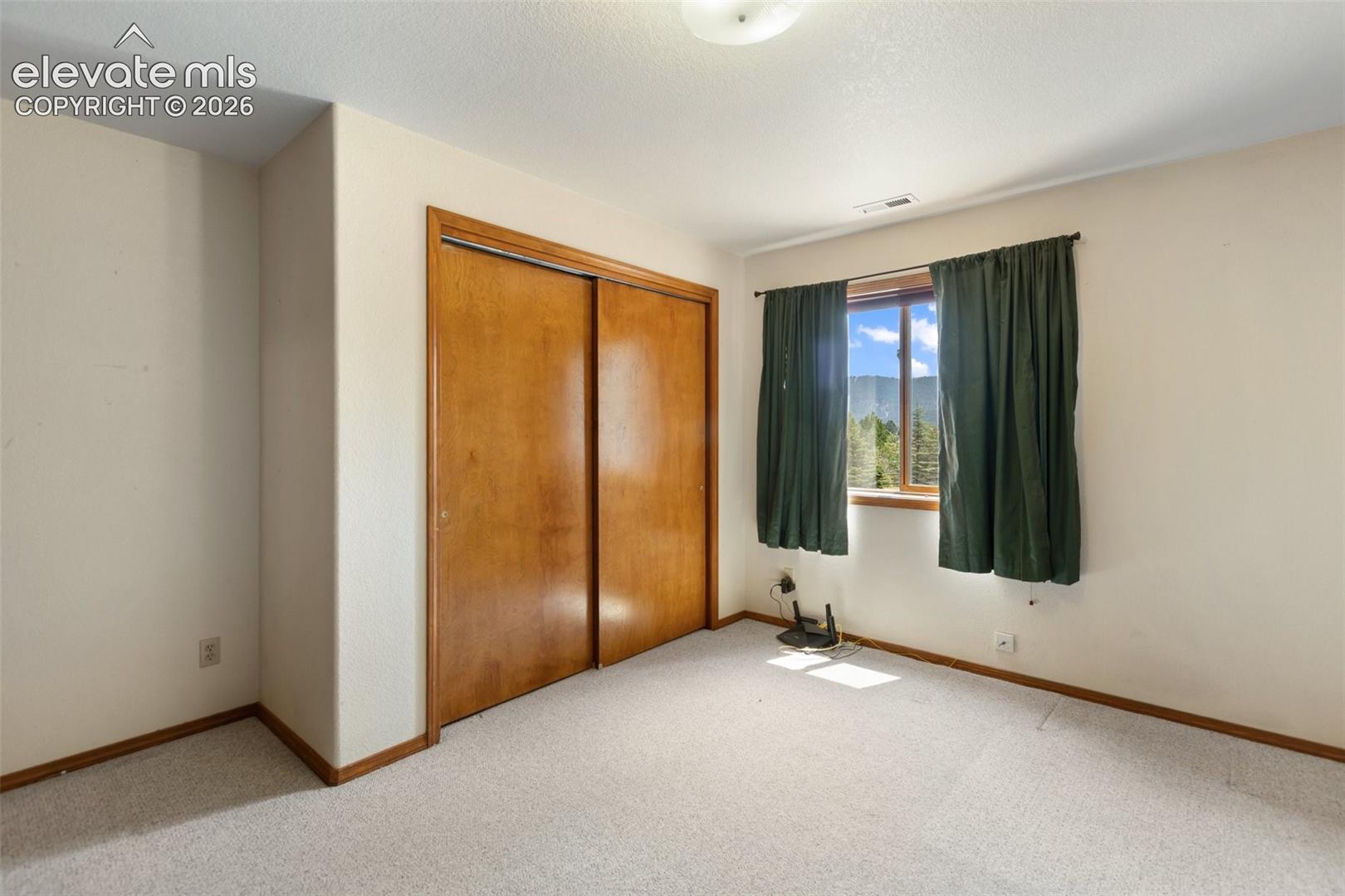 Bedroom or room for crafts or gaming!