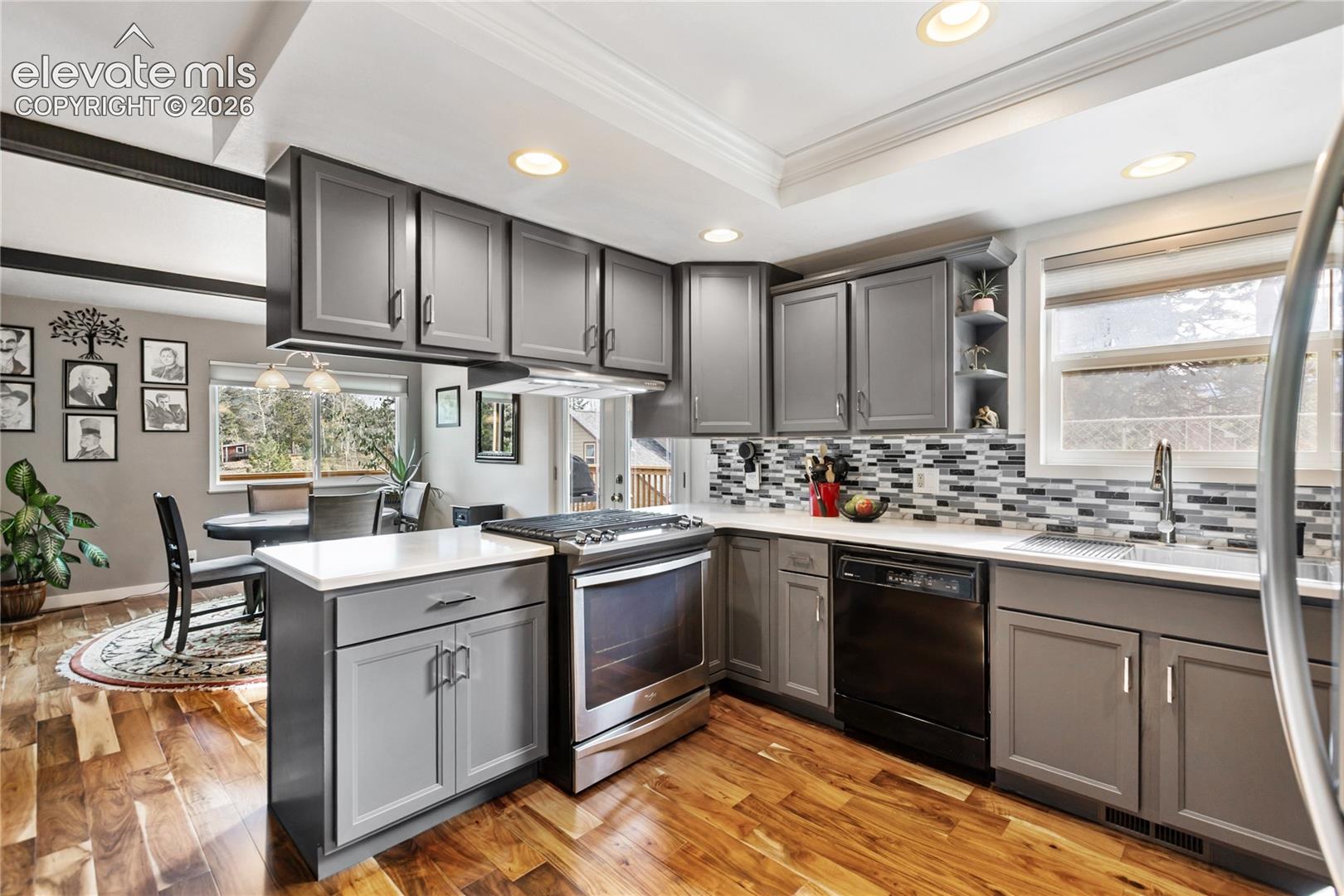 Photo 19 of 415 W Columbine Avenue, Woodland Park