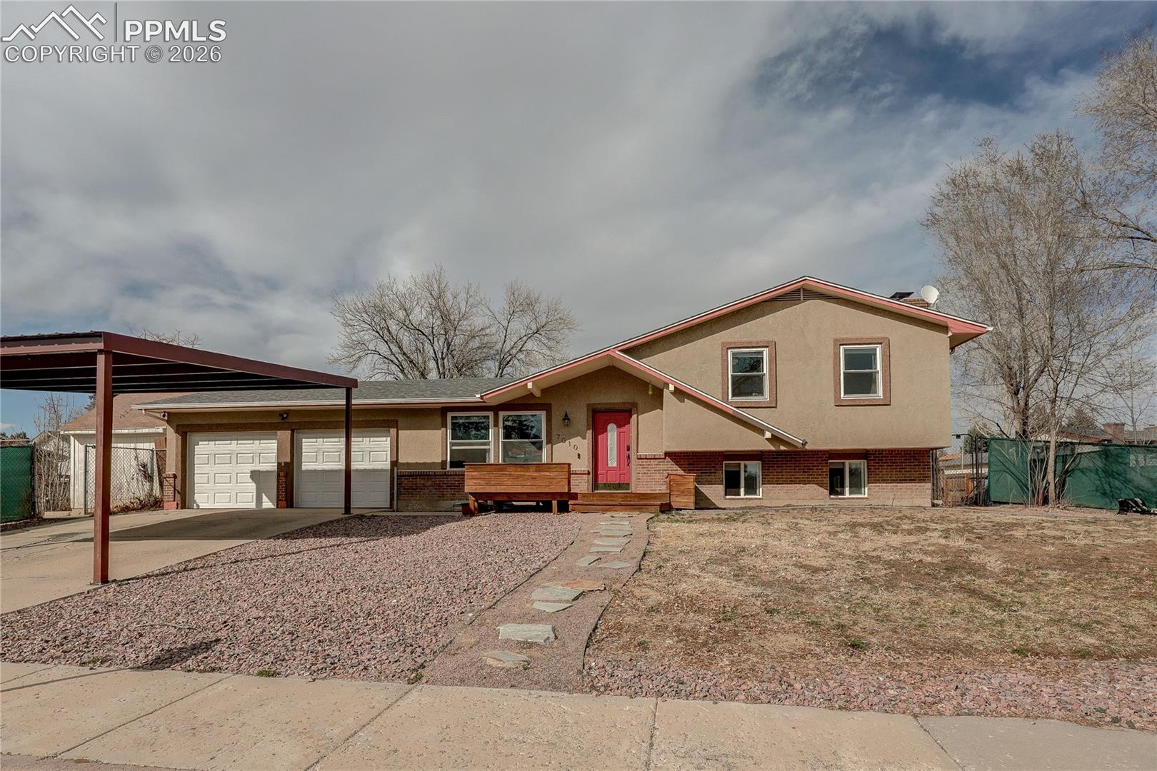 7010 Stowe Cir, Fountain, CO 80817
