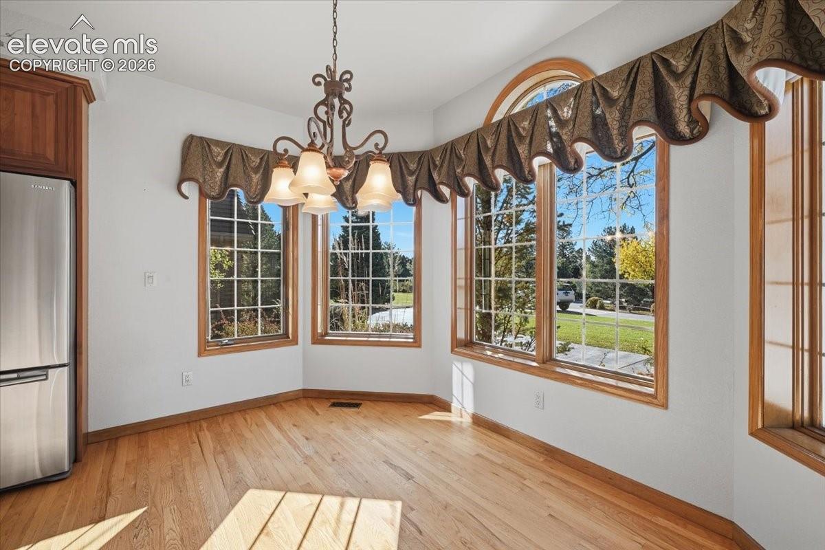 Kitchen Nook offers additional seating space and an ideal location to watch the sun rise with your morning coffee.