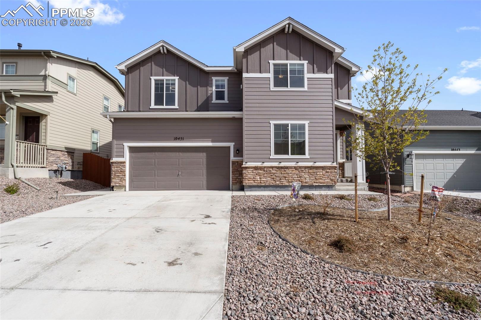 Featured listings Featured listings
