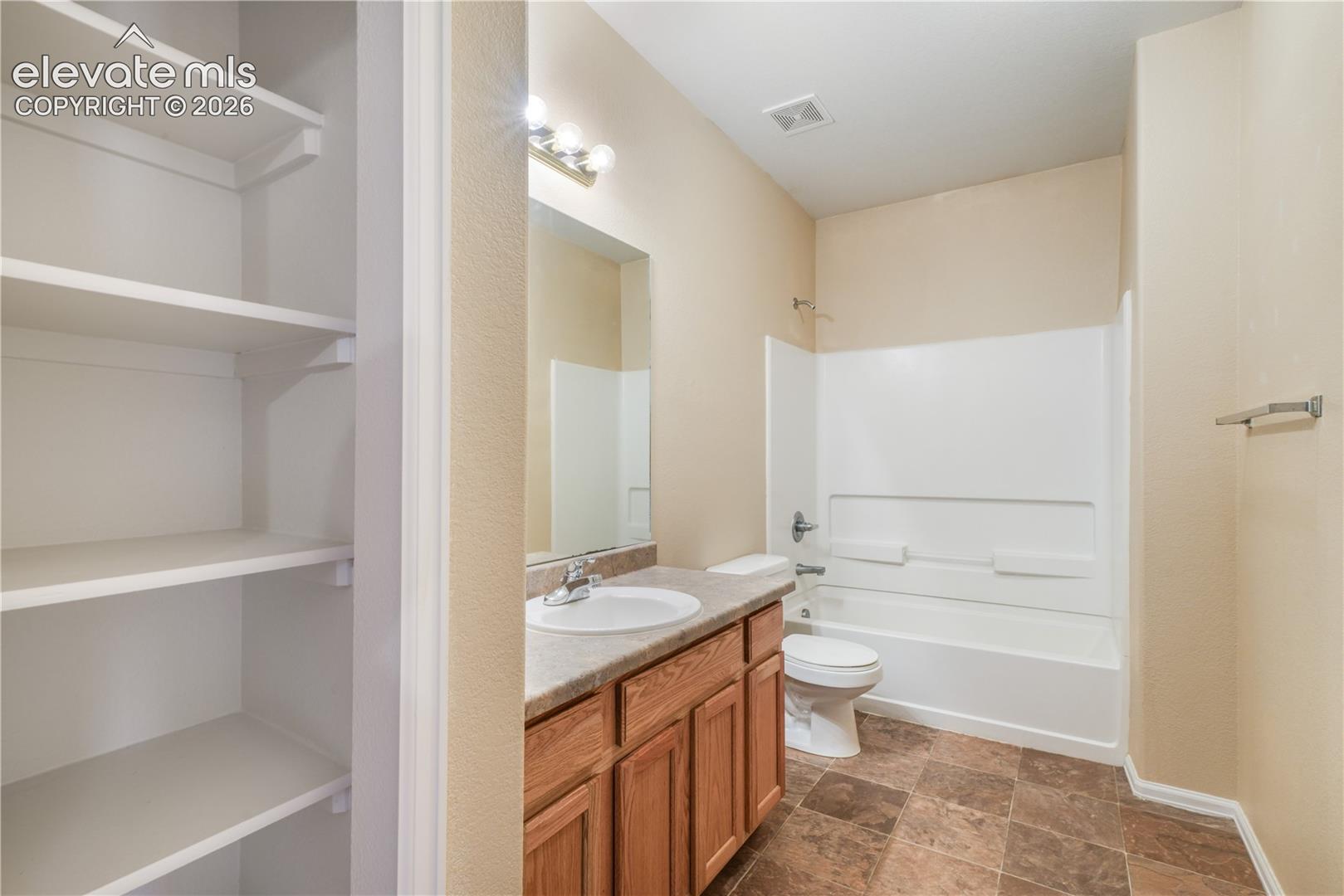 Basement full bathroom
