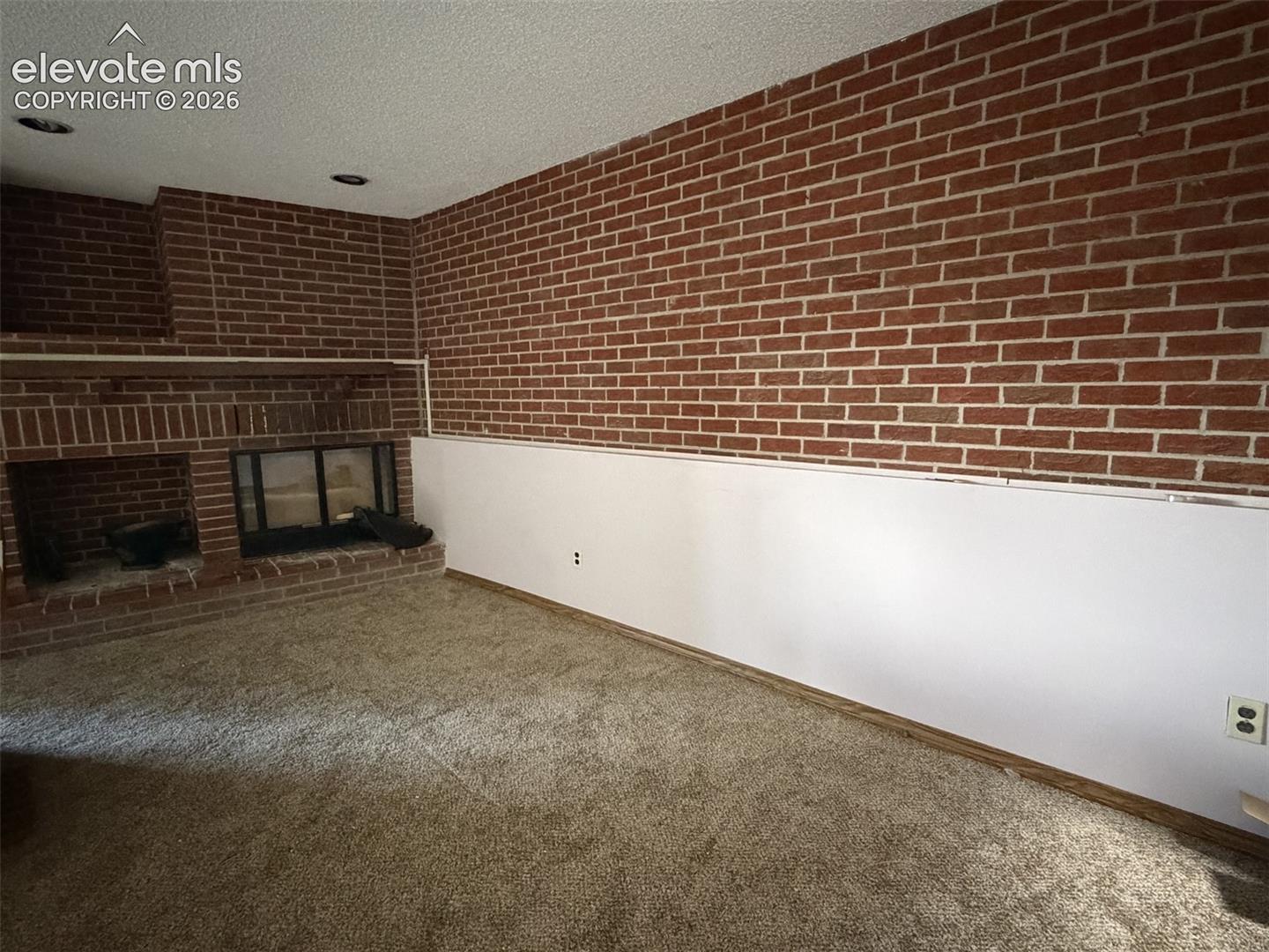 438 Lakewood Cir, Colorado Springs, CO 80910