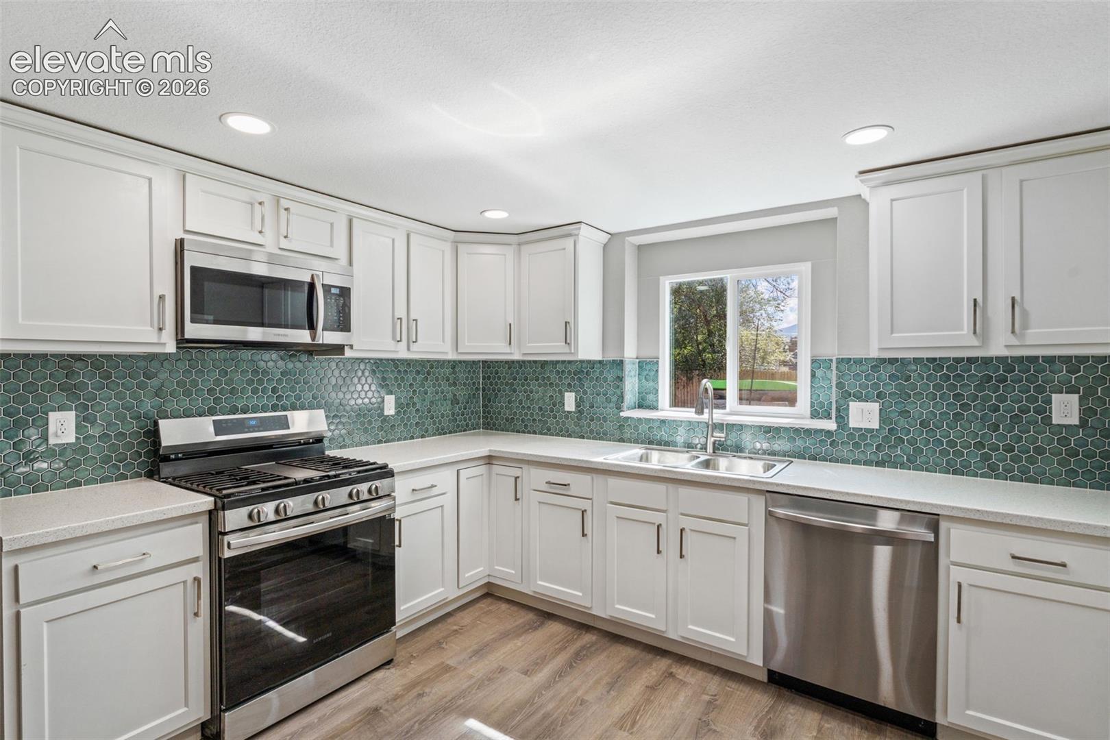 Photo 15 of 239 Elmwood Drive, Colorado Springs