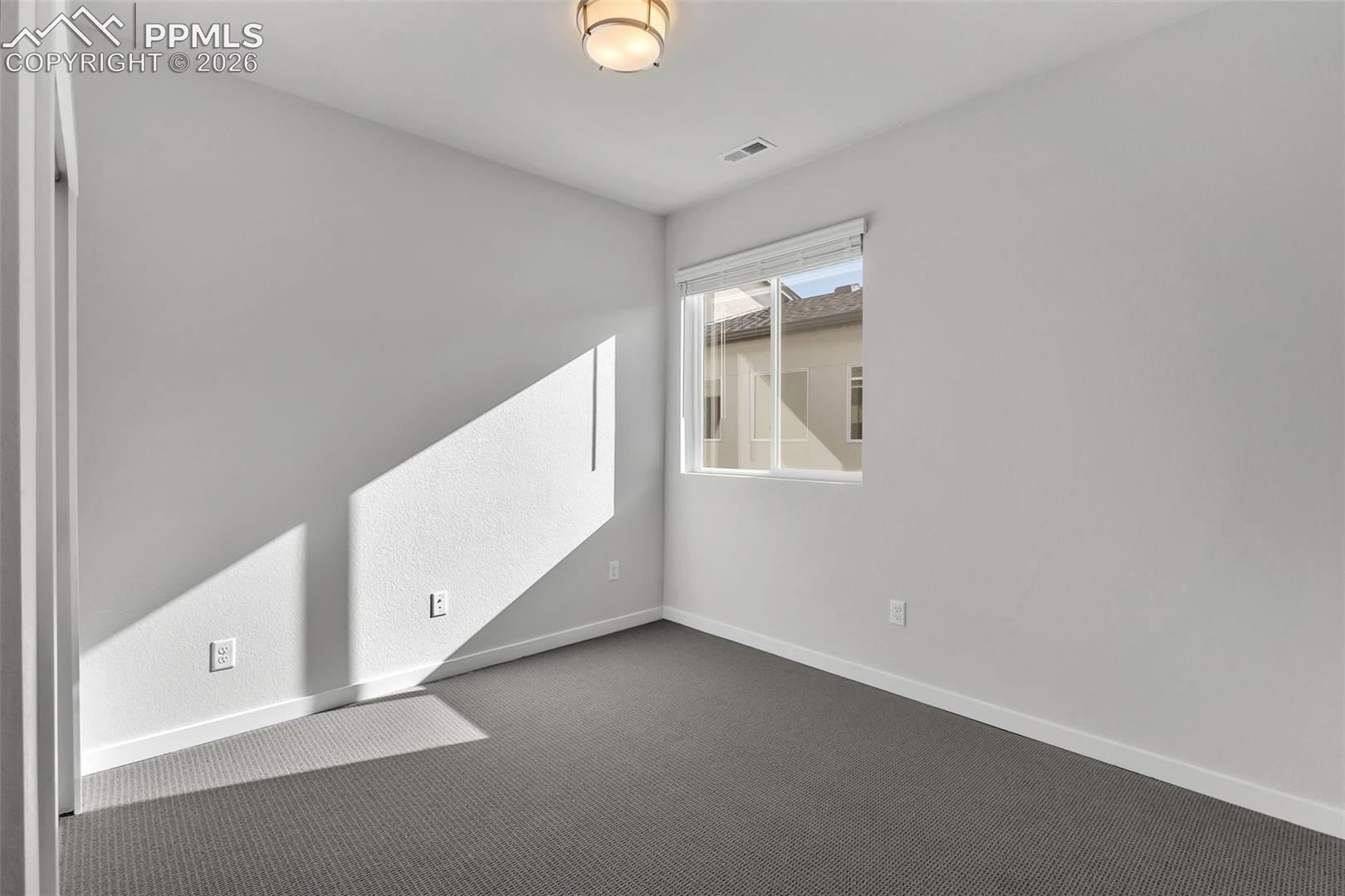 Upper level unit