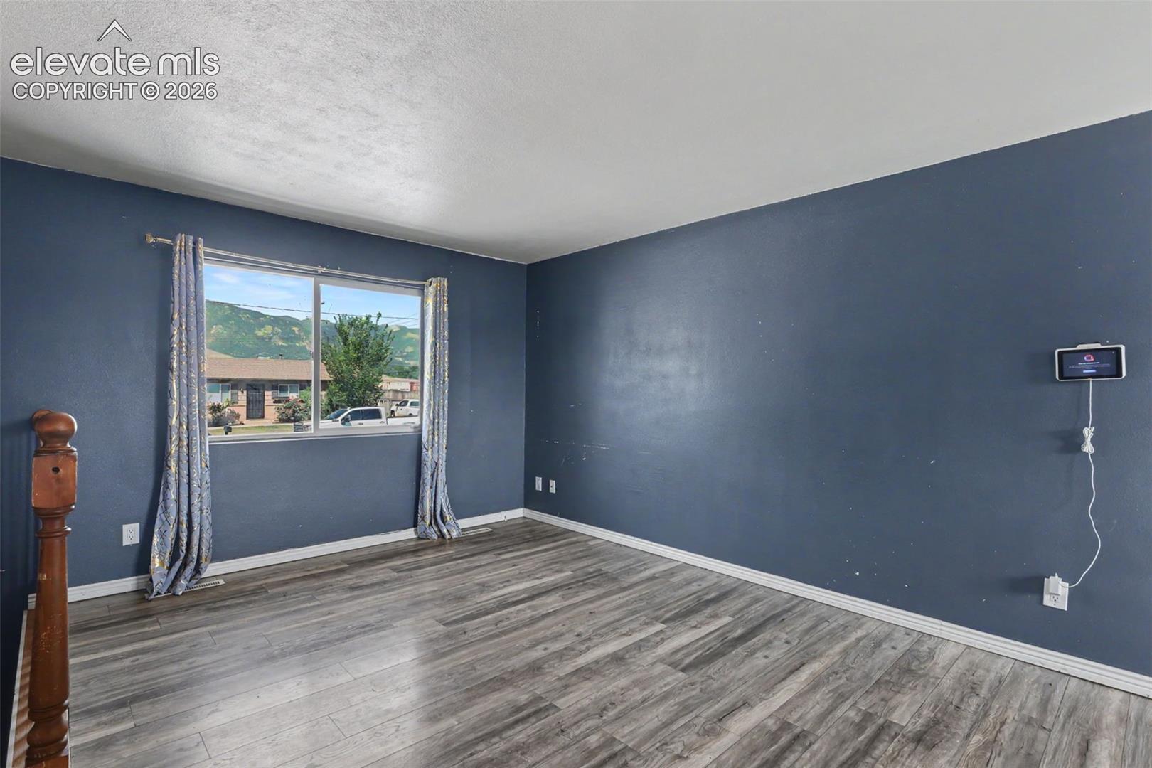 1049 Cambridge Ave, Colorado Springs, CO 80906 photo