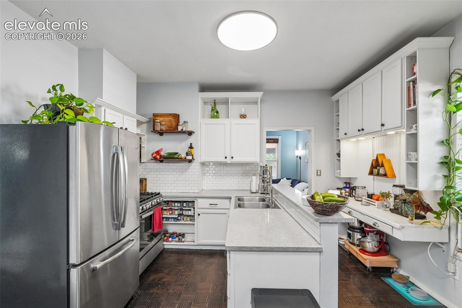 Additional view of kitchen