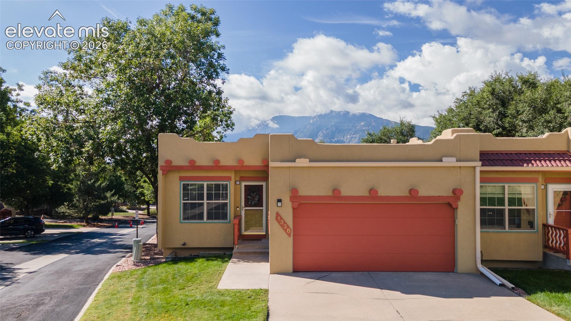 1338 E Parkway Drive