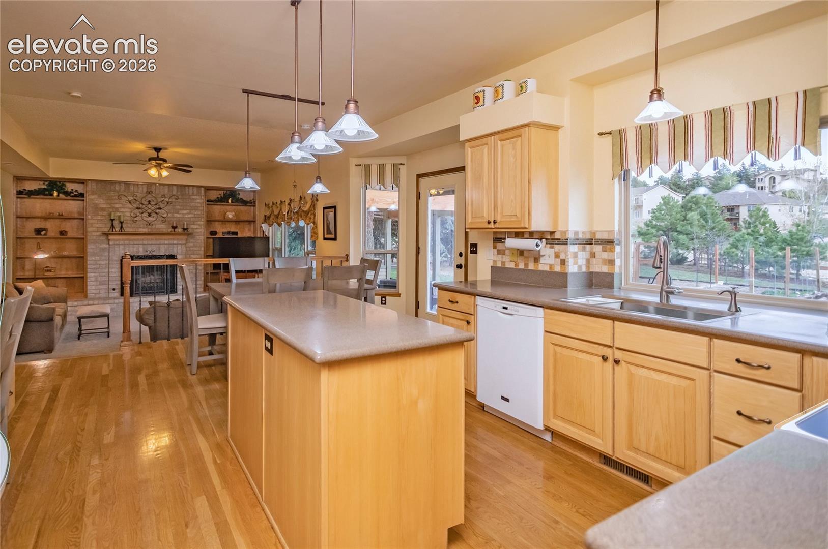 Kitchen Center Island