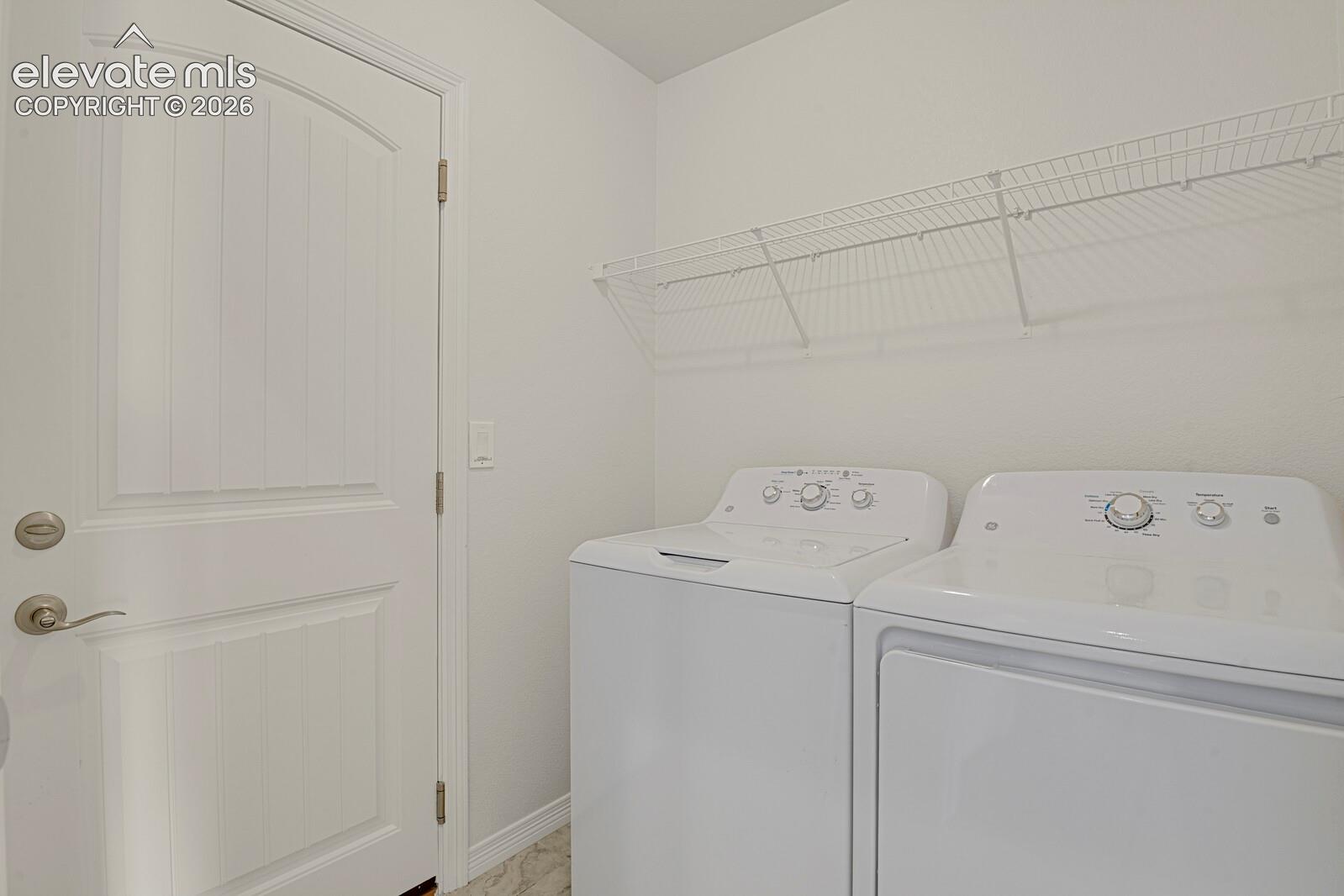 Photo 13 of 9823 Fairway Glen Drive, Peyton