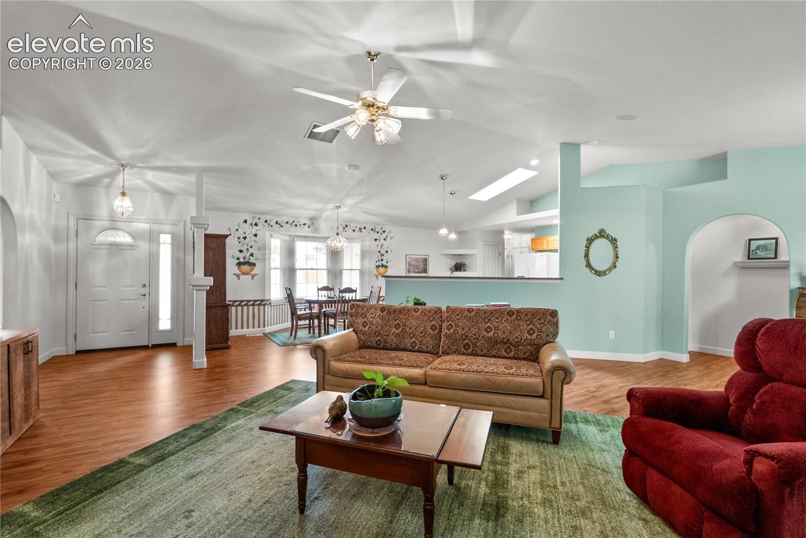 156 S Golfwood Dr, Pueblo, CO 81007