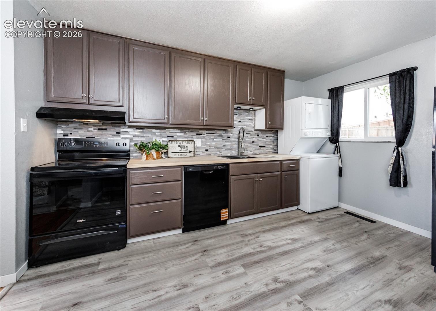 Photo 13 of 1216 Hartford Street, Colorado Springs