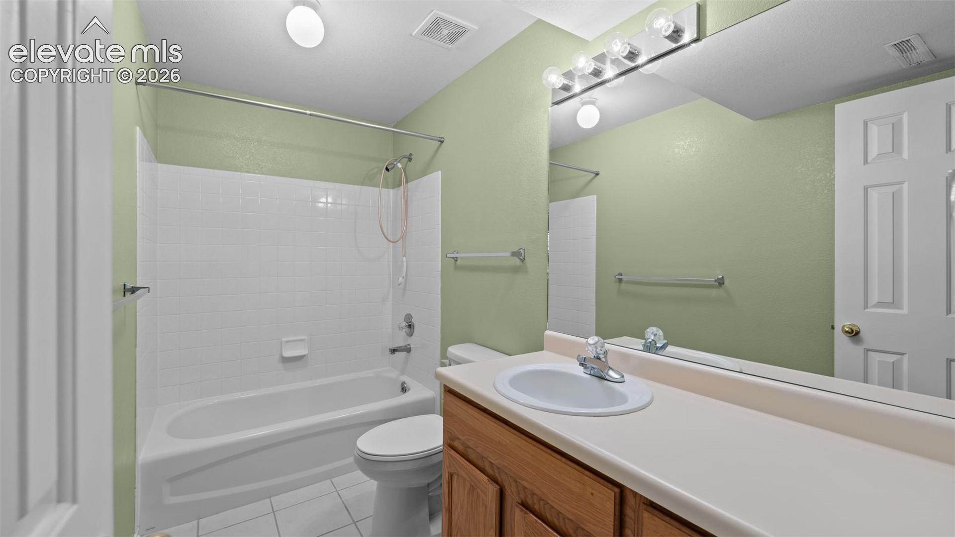 Photo 23 of 2112 Summerset Drive, Colorado Springs