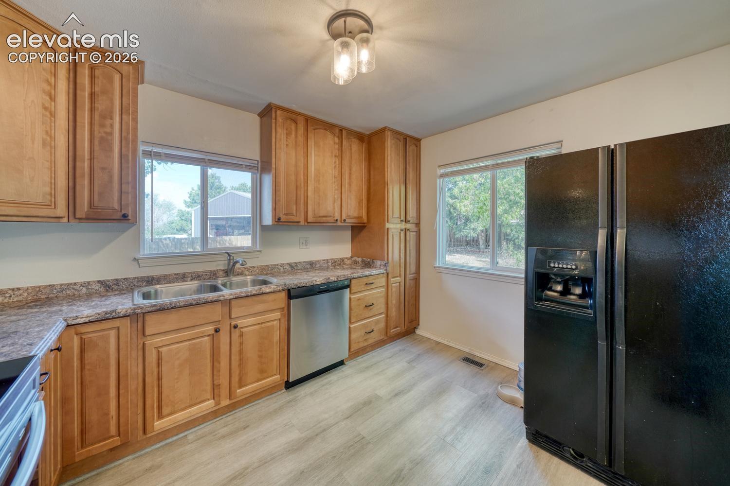 Photo 11 of 1510 Leoti Drive, Colorado Springs