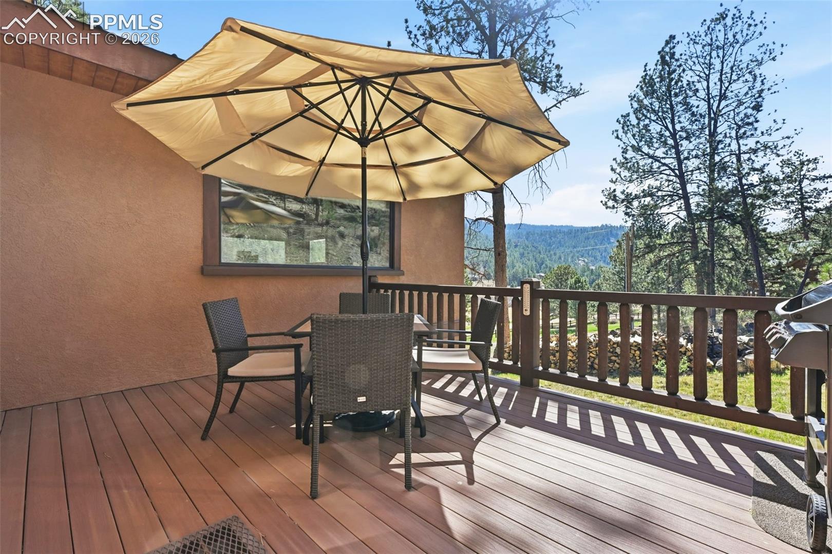 Private deck off the kitchen.