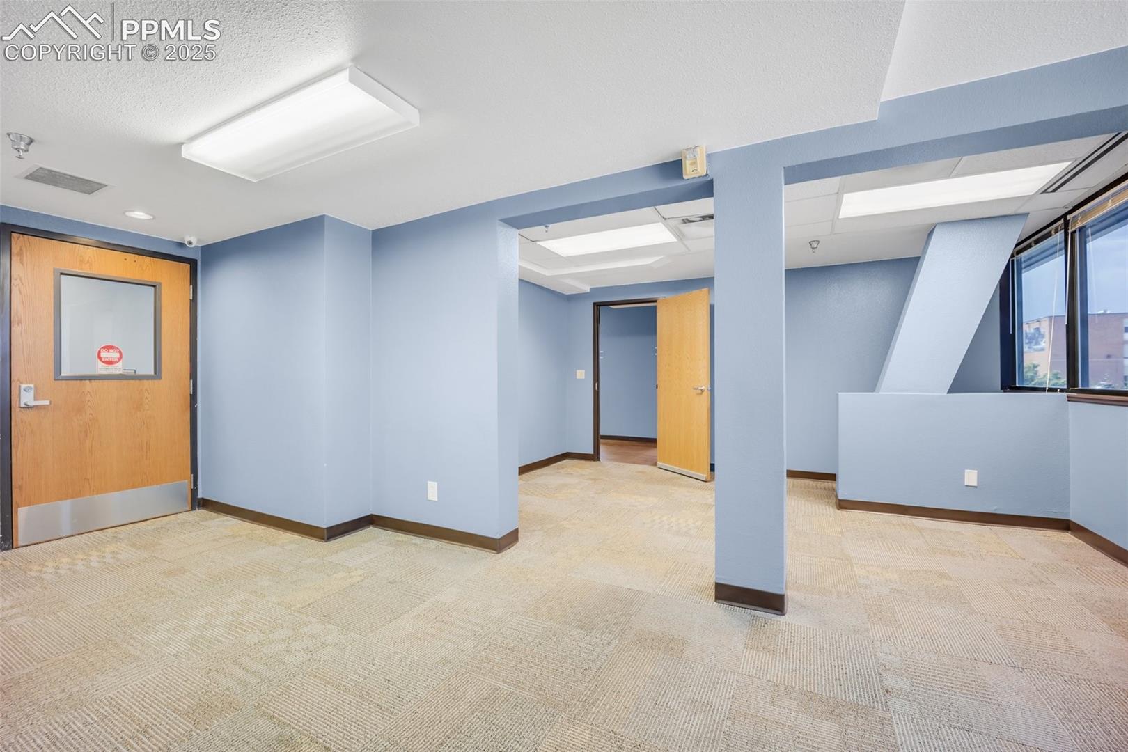 Photo 27 of 1605 N Union Boulevard, Colorado Springs