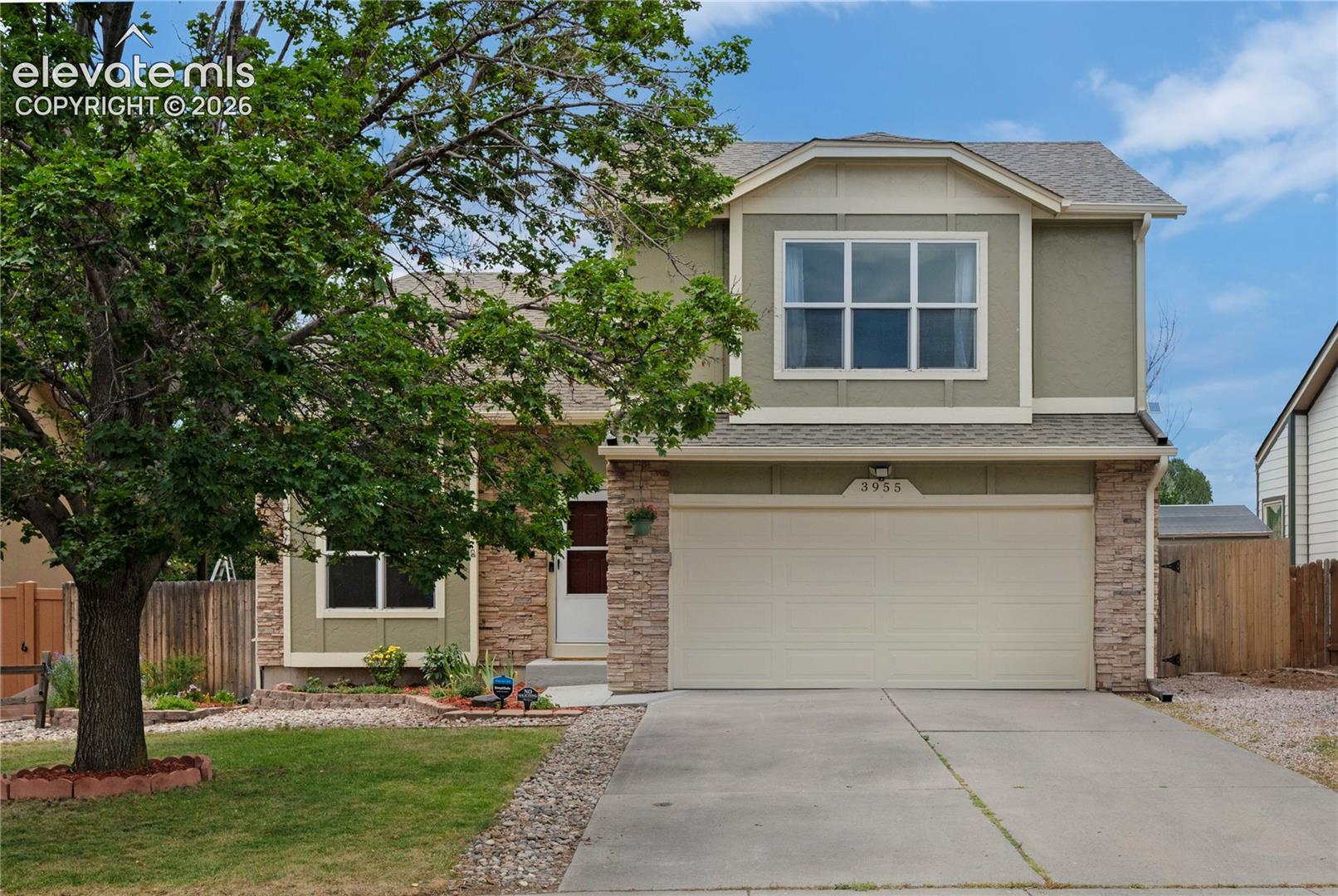 3955 Dolphin Cir, Colorado Springs, CO 80918