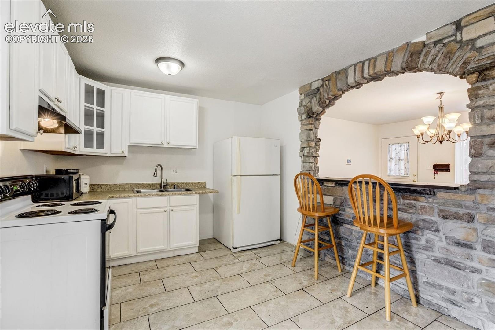 Photo 12 of 3415 Bridgewood Lane, Colorado Springs