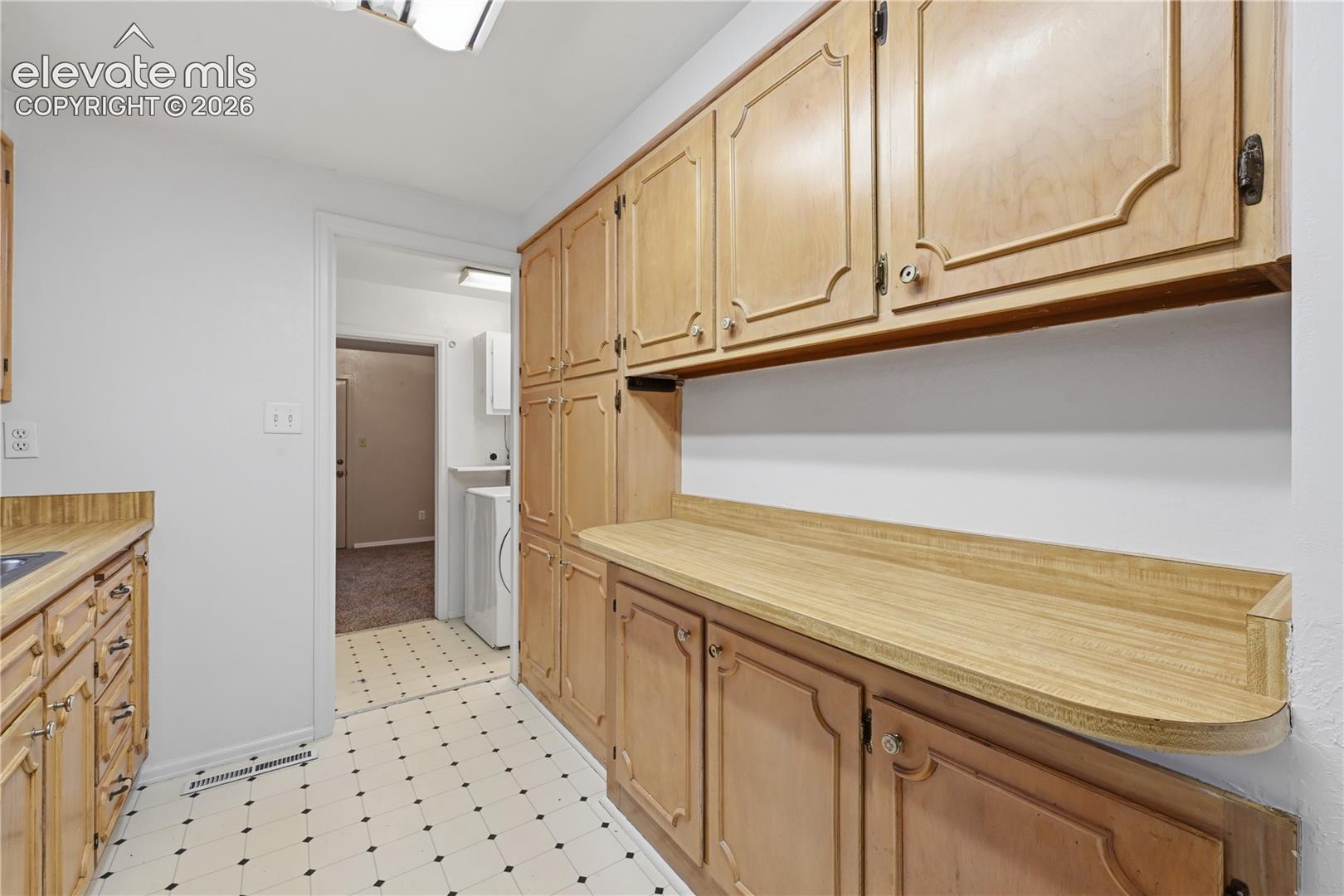 Photo 10 of 2212 Glenn Summer Road, Colorado Springs