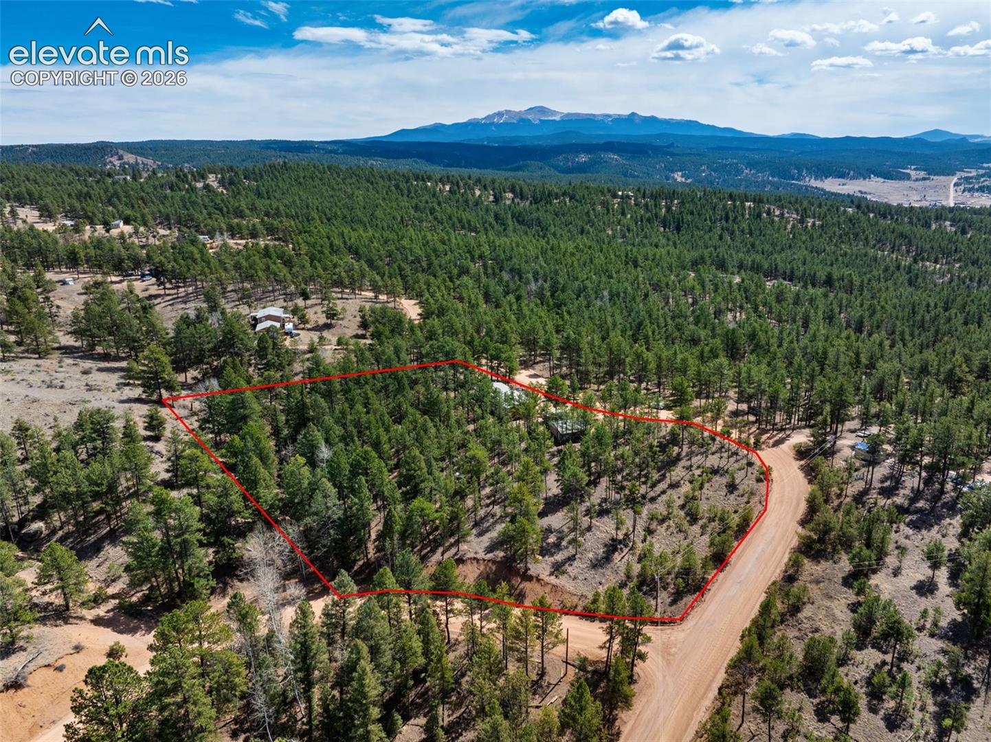 Property Lines are Approximate and not a survey