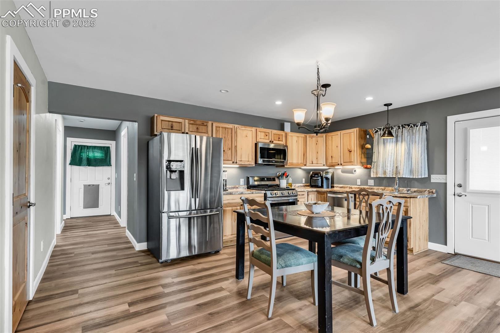 Photo 39 of 10380 Coyote Lane, Rye