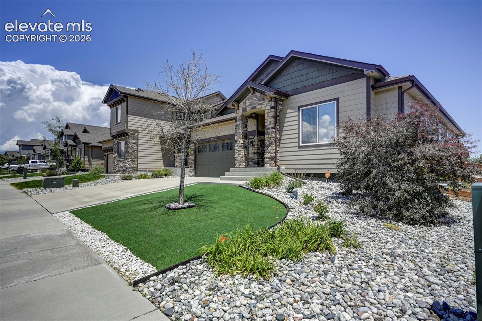 Photo 6 of 13713 Park Meadows Drive, Peyton