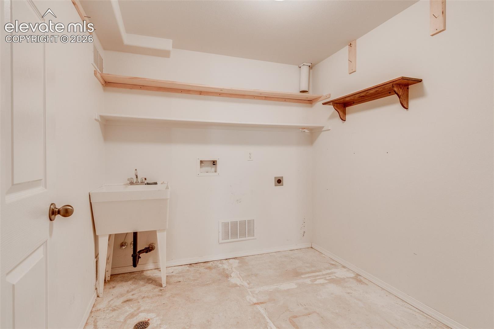 5160 Spoked Wheel Dr, Colorado Springs, CO 80923