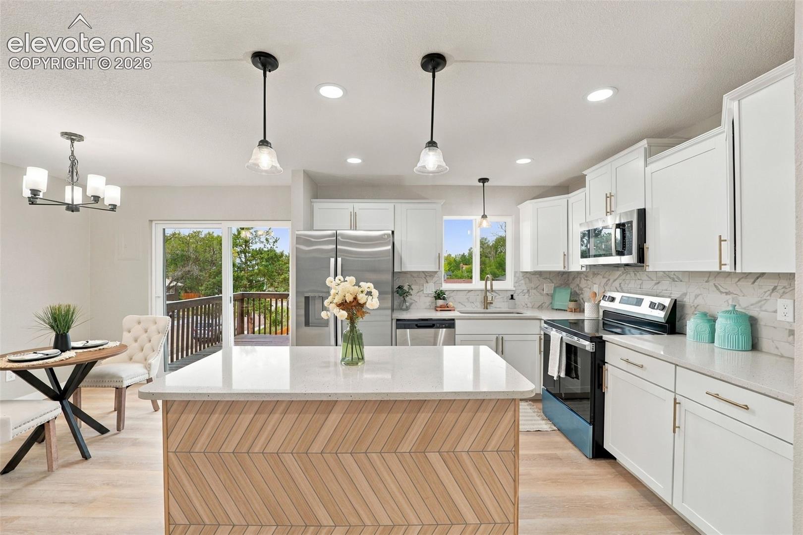Photo 18 of 1144 Kachina Drive, Colorado Springs
