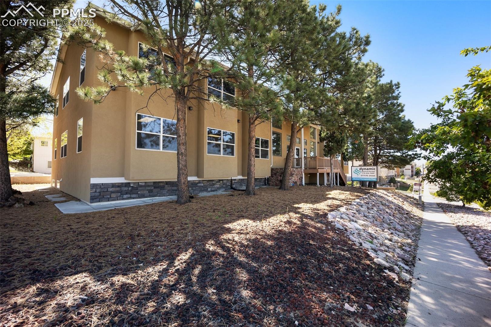 5775 Building