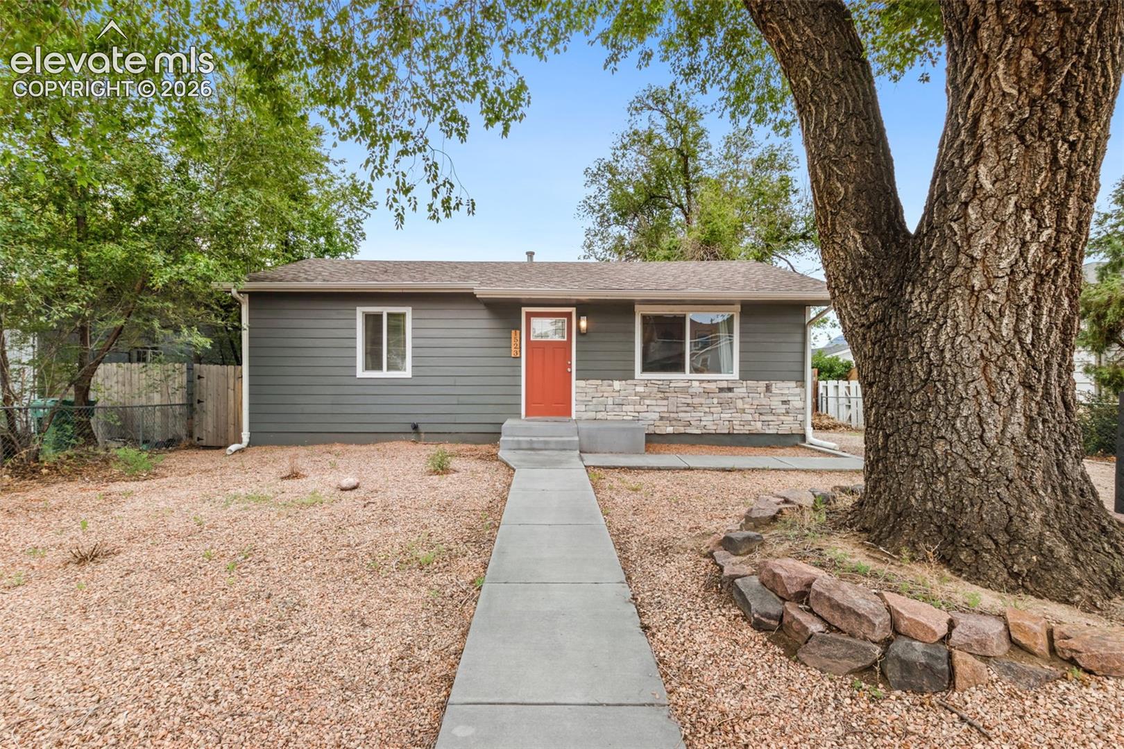 1523 Fountain St, Colorado Springs, CO 80910