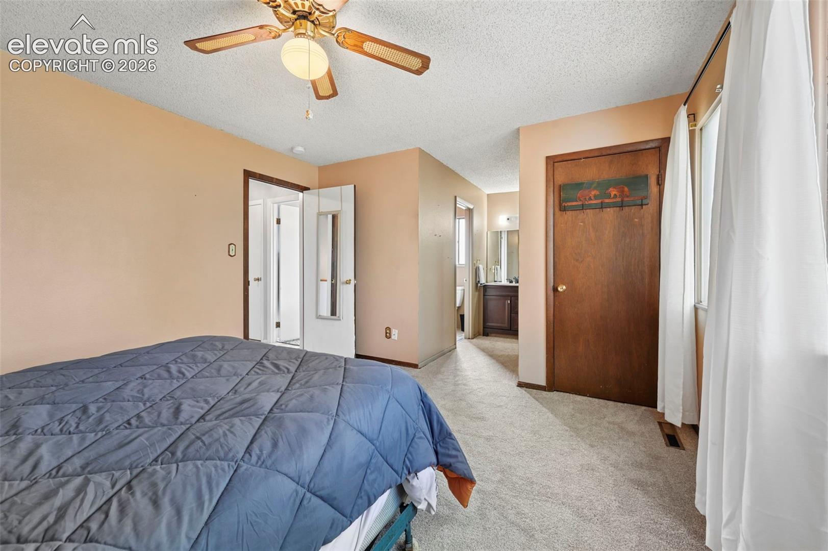 Photo 10 of 3202 Bell Mountain Drive, Colorado Springs