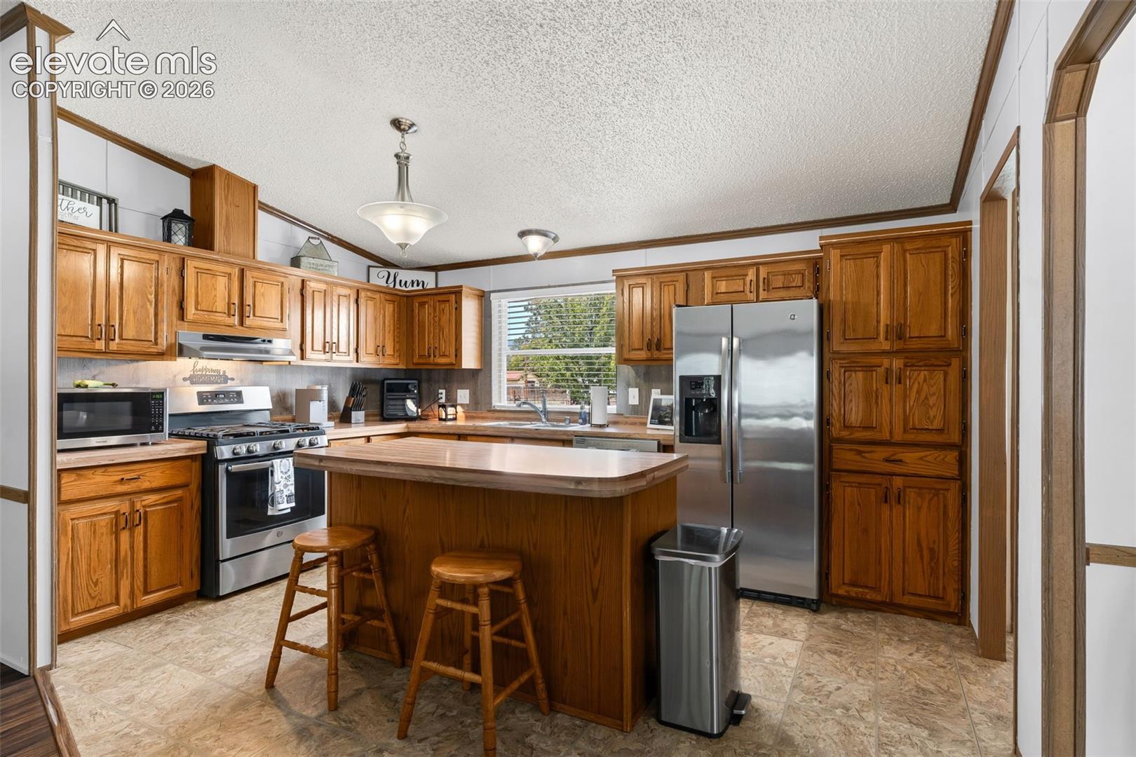 Photo 6 of 911 Phelps Avenue, Canon City