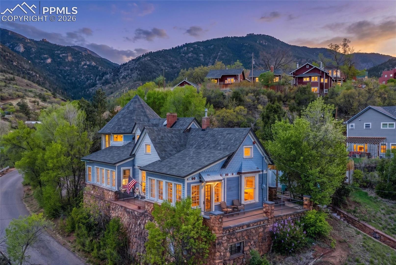 Featured Homes Featured Homes