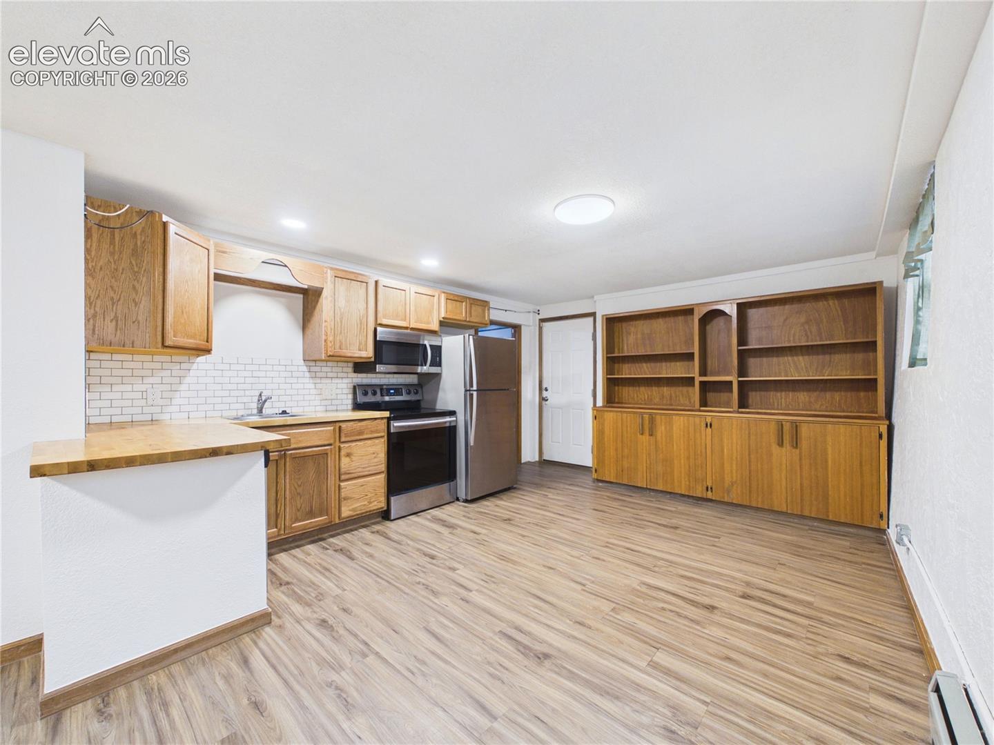 Photo 9 of 901 E Evans Avenue #903, Pueblo