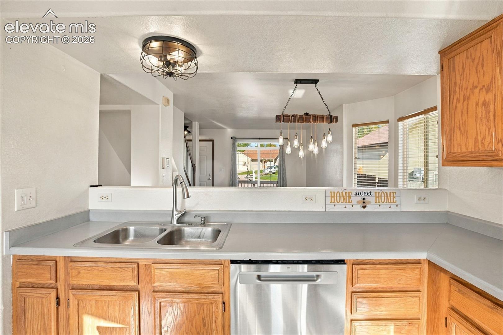 Photo 15 of 1040 Red Brooke Drive, Colorado Springs