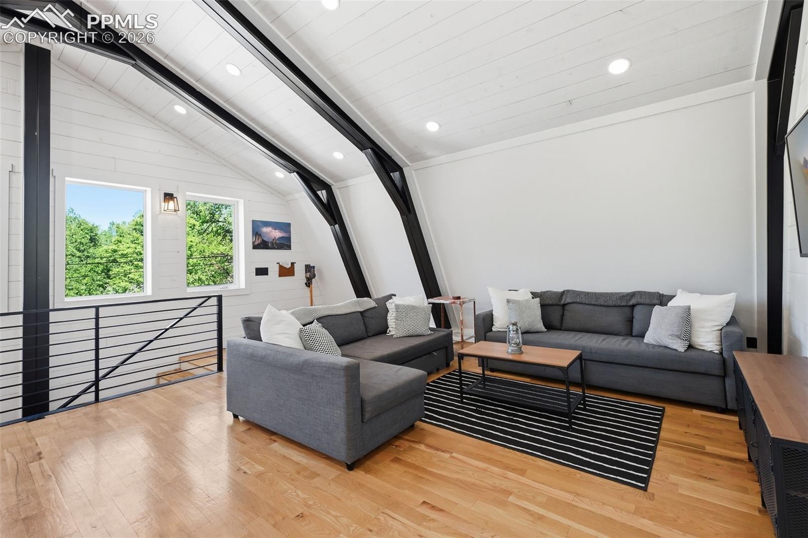 Workshop and Apartment are separately metered from the main home. 