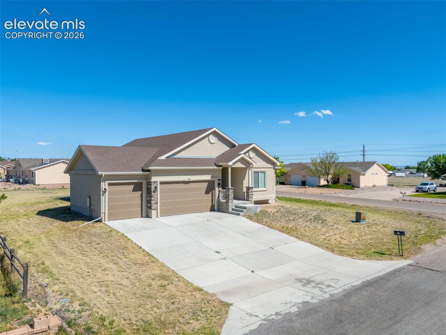 Photo 2 of 395 W Coral Drive, Pueblo West